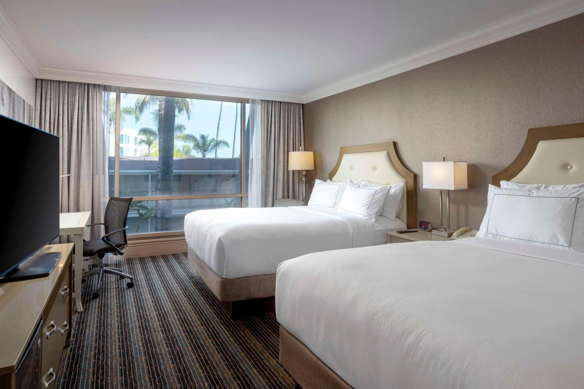 Doubletree By Hilton San Diego Bayside Exterior foto
