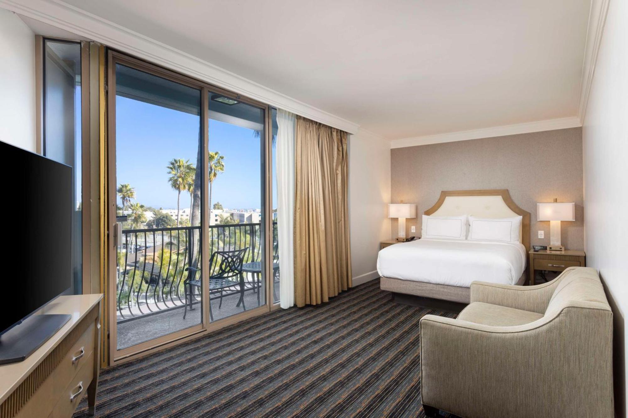 Doubletree By Hilton San Diego Bayside Exterior foto